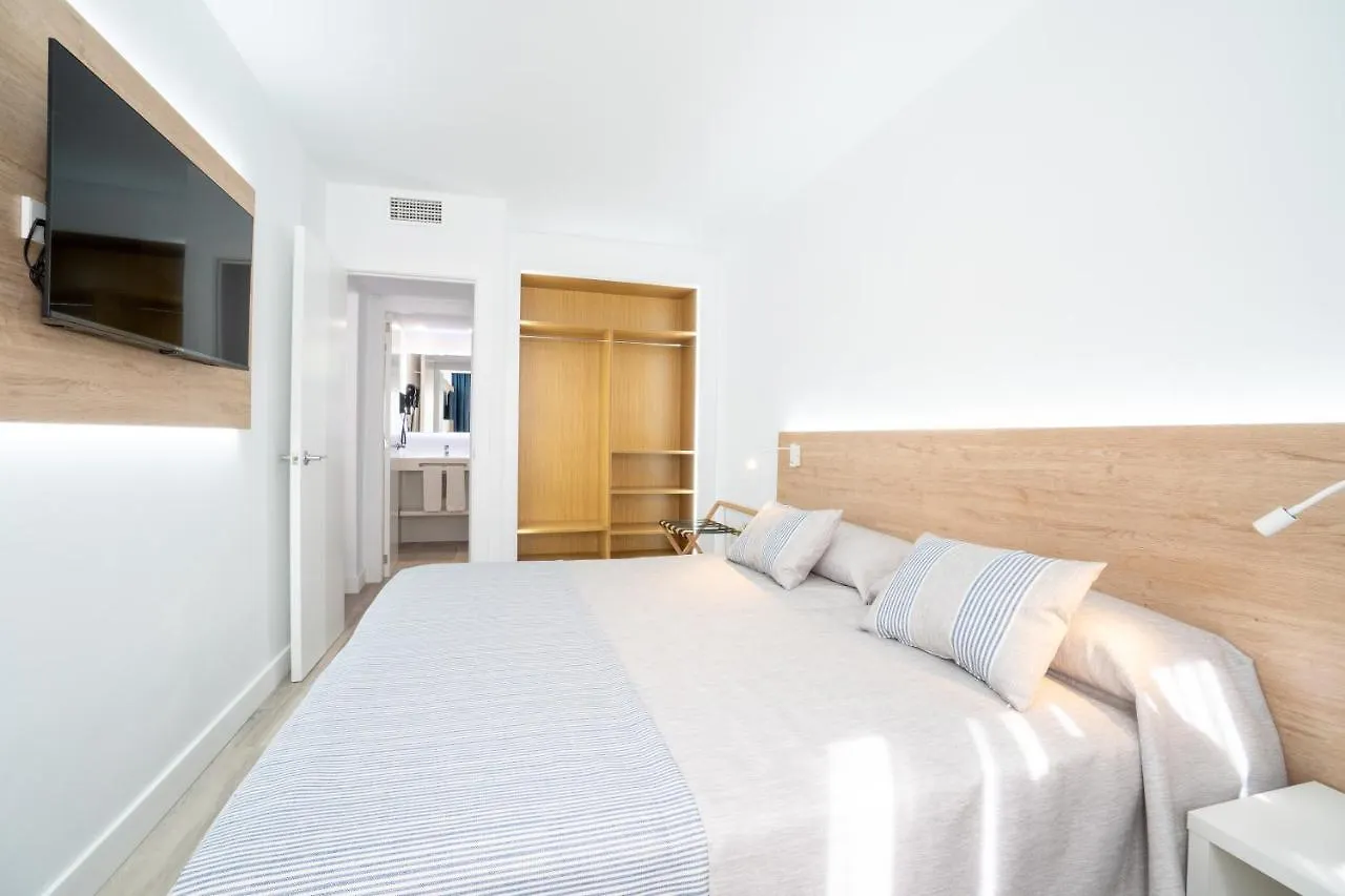 ***  Aparthotel Ciudad Laurel Cala Millor  Spagna